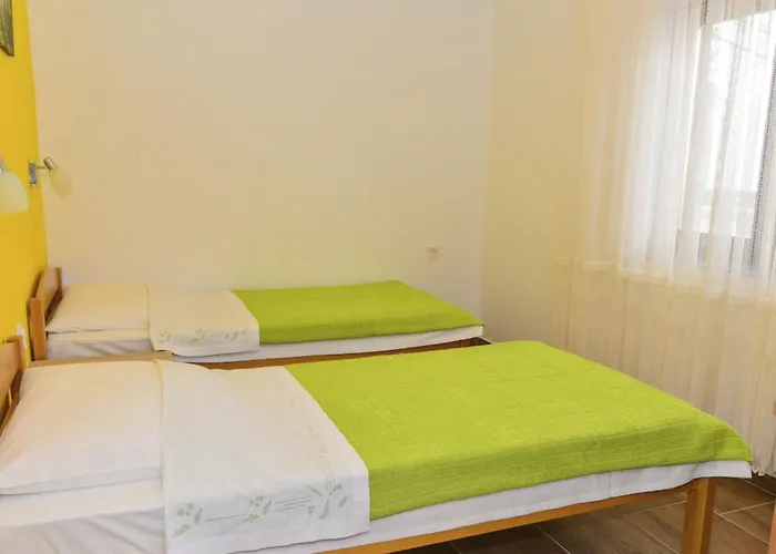 Komfortable In Der Naehe Des Sandstrandes By Interhome Nin