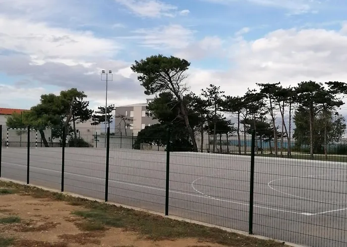 Komfortable In Der Naehe Des Sandstrandes By Interhome