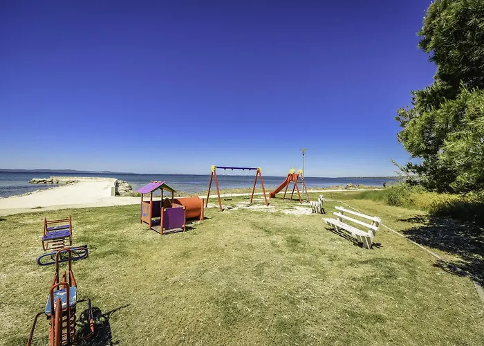 Komfortable In Der Naehe Des Sandstrandes By Interhome