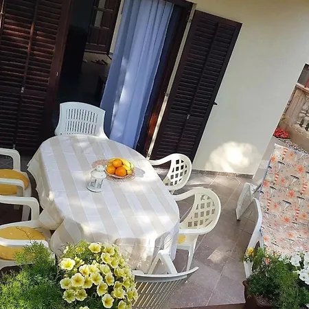 Апартаменты Komfortable In Der Naehe Des Sandstrandes By Interhome *