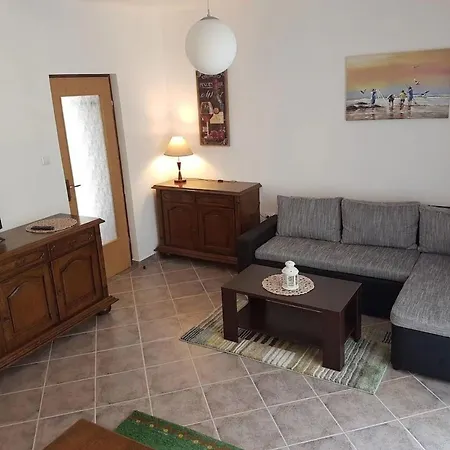 Komfortable In Der Naehe Des Sandstrandes By Interhome アパート *