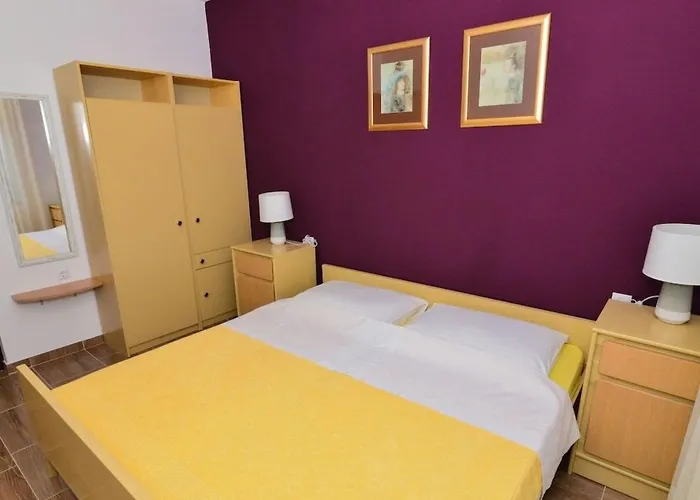 Komfortable In Der Naehe Des Sandstrandes By Interhome Апартаменты